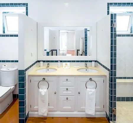 Sleeps 14 Pool